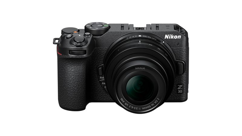 Nikon Z 30 Aparat Foto Mirrorless 20,9 MP Kit cu Obiectiv 16-50mm