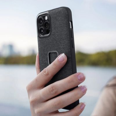 Peak Design Mobile Everyday Husa Textil pentru iPhone 14 Pro Sage