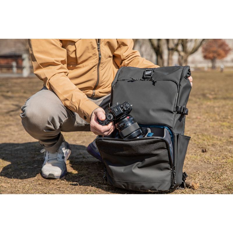 Tenba-DNA-16-DSLR-Backpack-–-Black.2