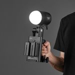 GodoxKitManercuPlacapentru2BateriiNPFsiCabluDCpentruLampiLEDGodoxSeriaMLsiLC