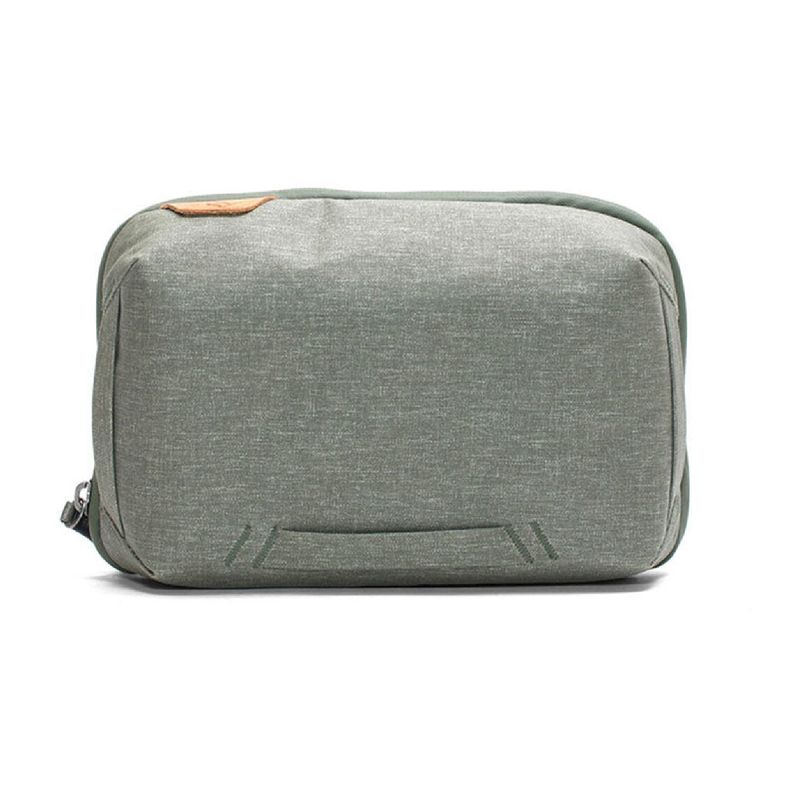 Peak-Design-BTP-SG-2-Travel-Tech-Pouch-V2-Geanta-pentru-Accesorii-Sage-Green