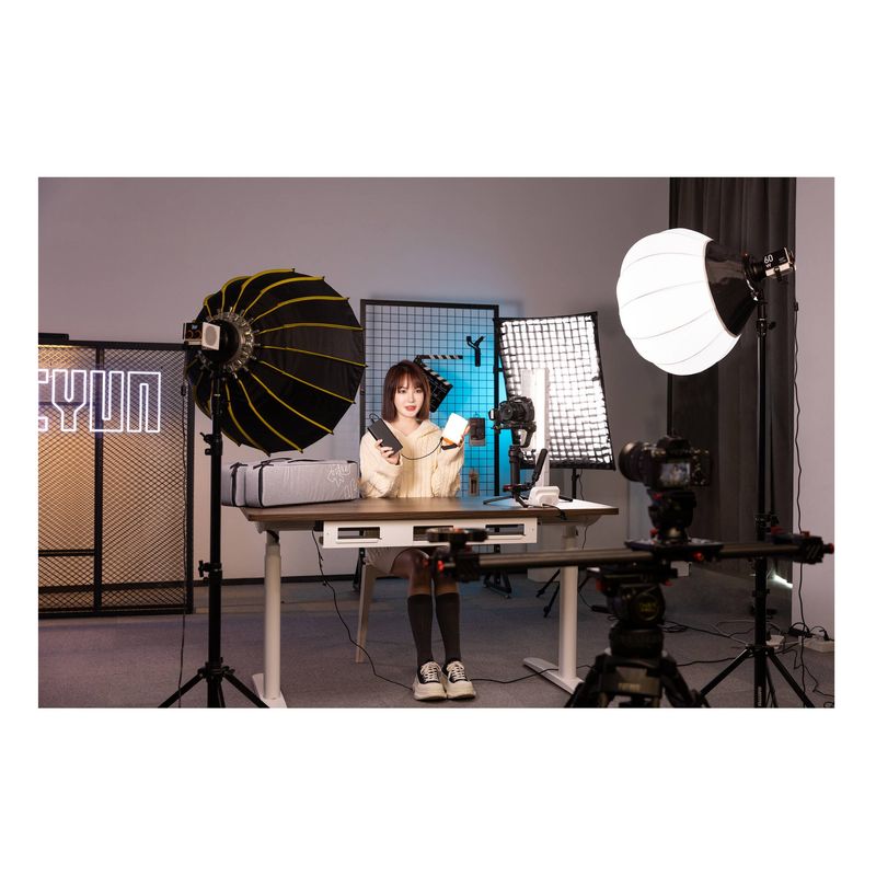 Zhiyun-Tech-Molus-G60-Lampa-LED-Bi-Color-Mini-COB-Monolight-Combo-Kit-60W-33