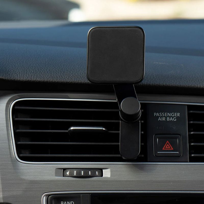 Peak-Design-Suport-Auto-pentru-Smartphone-cu-Incarcare-Wireless-Prindere-la-Sistemul-de-Ventilatie.6