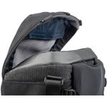 ThinkTankSpeedTopCrossbody10GeantaFoto