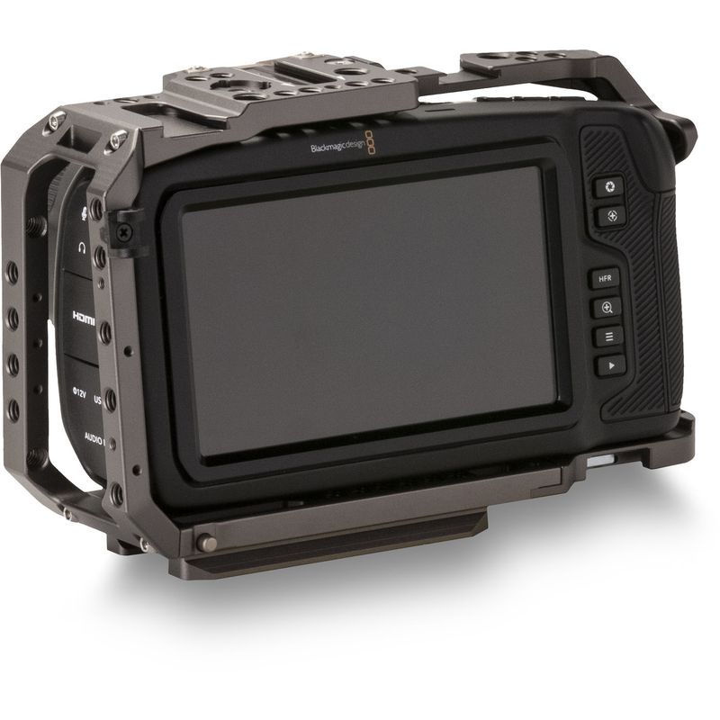 Tilta-Full-Camera-Cage-for-Blackmagic-Design-Pocket-Cinema-Camera-4K6K--2-