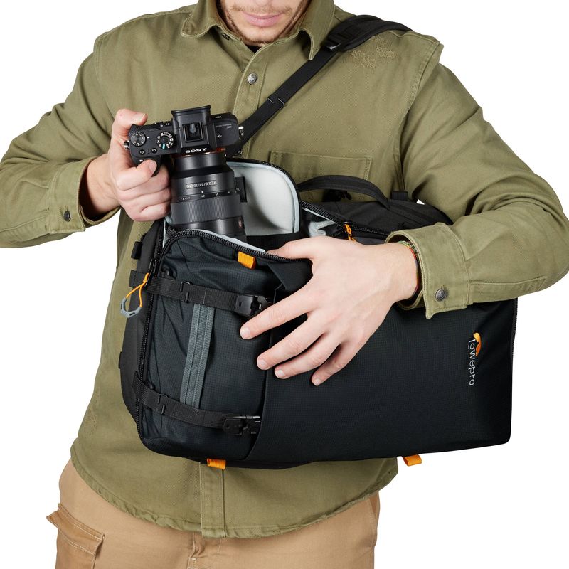 LoweproTrekkerLiteBP250AWRucsacFoto3n1Negru