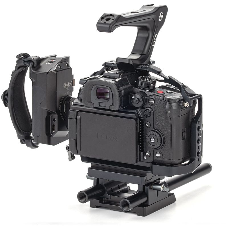 Tilta-Kit-Pro-Camera-Cage-pentru-Panasonic-GH6-Negru.5