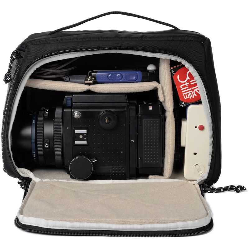 Long-Weekend-Morro-Camera-Cube-8L.2