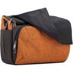 ThinkTankMirrorlessMover30V2GeantaFotoCampfireOrange