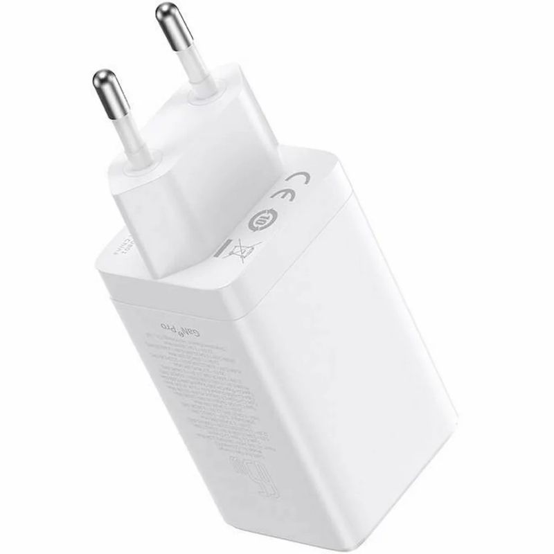 Baseus-GaN5-Ultra-Fast--Incarcator-Retea-Charge-2xUSB-C--2xUSB-A-65W-Alb---Cablu-USB-C-100W-1m-4