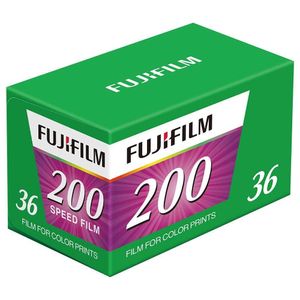 Fujifilm Fujicolor C200 - film negativ color ingust (ISO 200, 135-36)