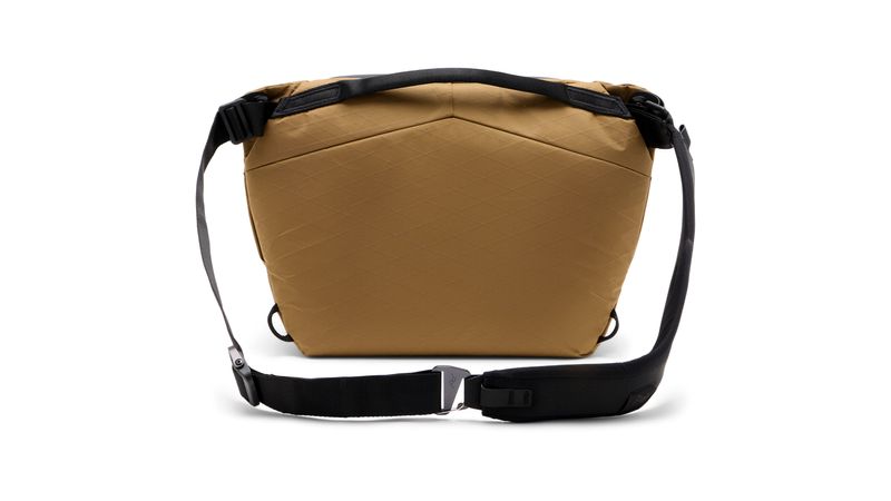 Peak Design Everyday Sling V2 6L Geanta Foto Coyote-F64.ro - F64.ro
