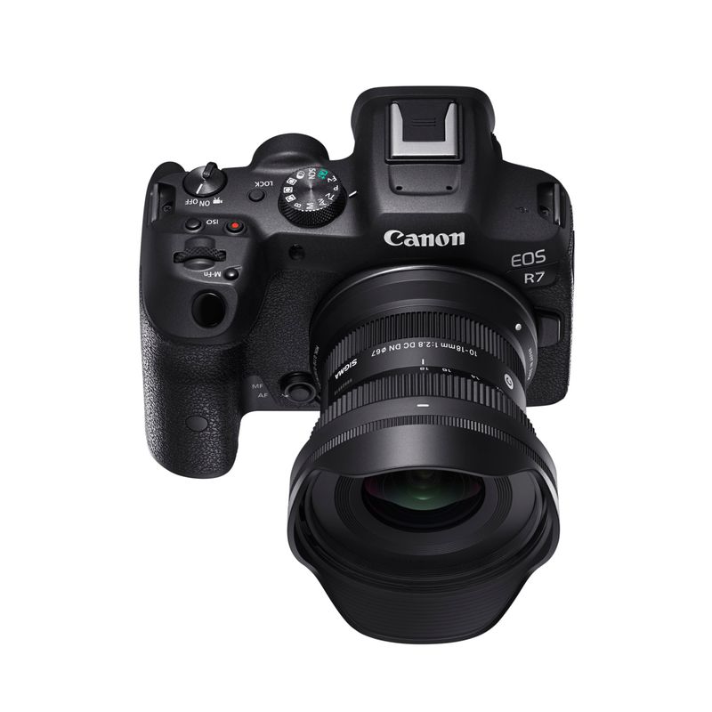 Sigma-10-18mm-F2-8-dcdnMontura-Canon-RF-6