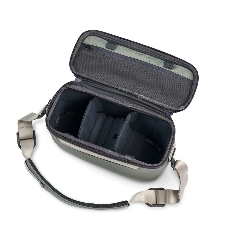 Gomatic-Peter-McKinnon-Luma-Camera-Rucsac-Sling-12L-Sage.3