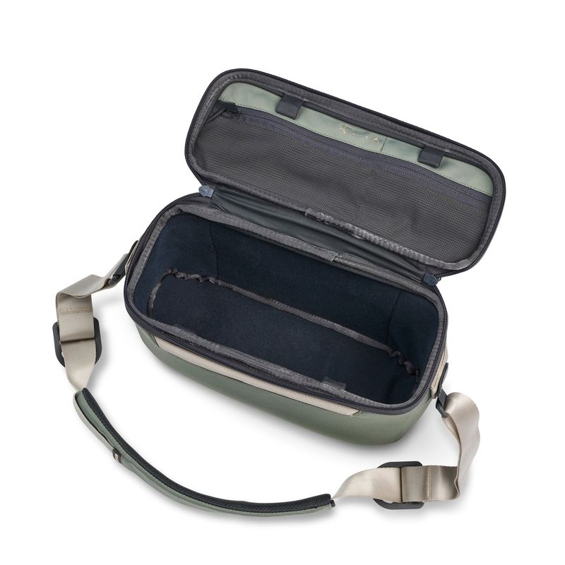 Gomatic-Peter-McKinnon-Luma-Camera-Rucsac-Sling-12L-Sage.4