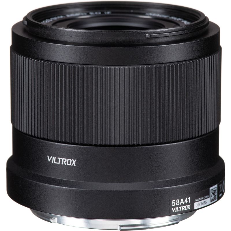 Viltrox-40mm-F2.5-AF-STM-Obiectiv-Foto-Mirrorless-Montura-Z.2