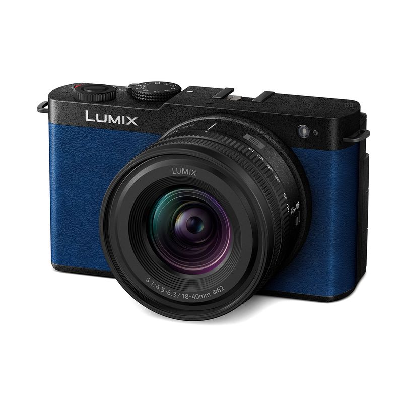 Lumix-S9-cu-18-40mm-Albastru-2