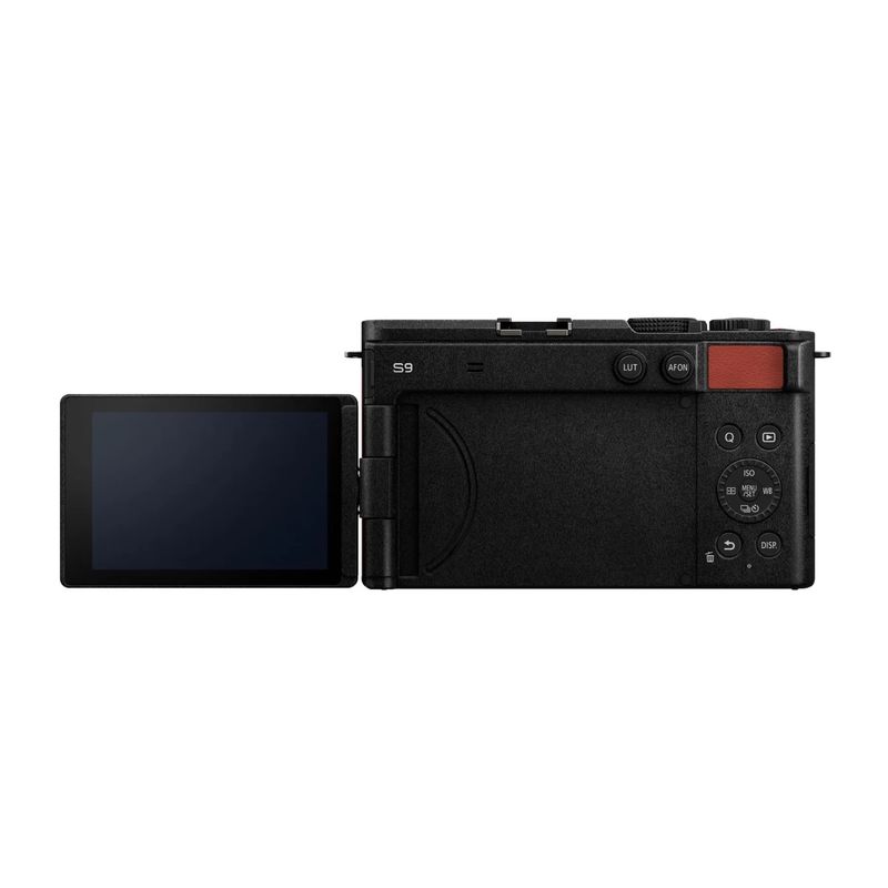 Lumix-S9-rosu-cu-obiectiv-18-40-3
