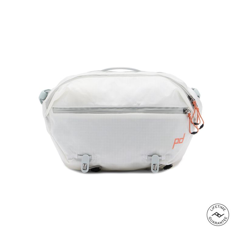 Peak-Design-Outdoor-Sling-7L-Geanta-Foto-Alba