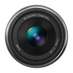 OM-System-17mm-F1.8-II-4.jpg