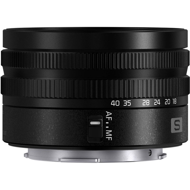 Panasonic-Lumix-S5-IIX-Kit-Aparat-Foto-Mirrorless-cu-Obiectiv-18-40mm.8.jpg