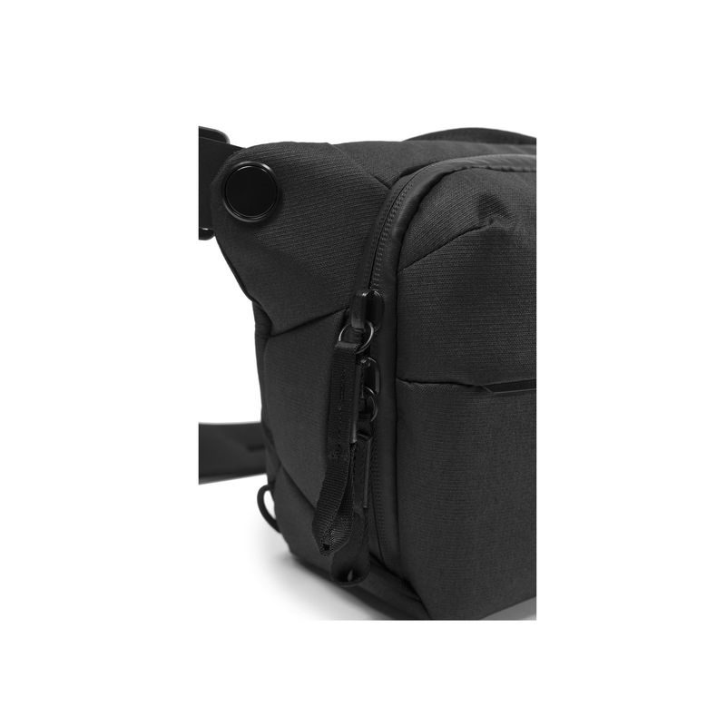 Peak-Design-Everyday-Sling-V3-Geanta-Foto-3L-Negru.5.jpg