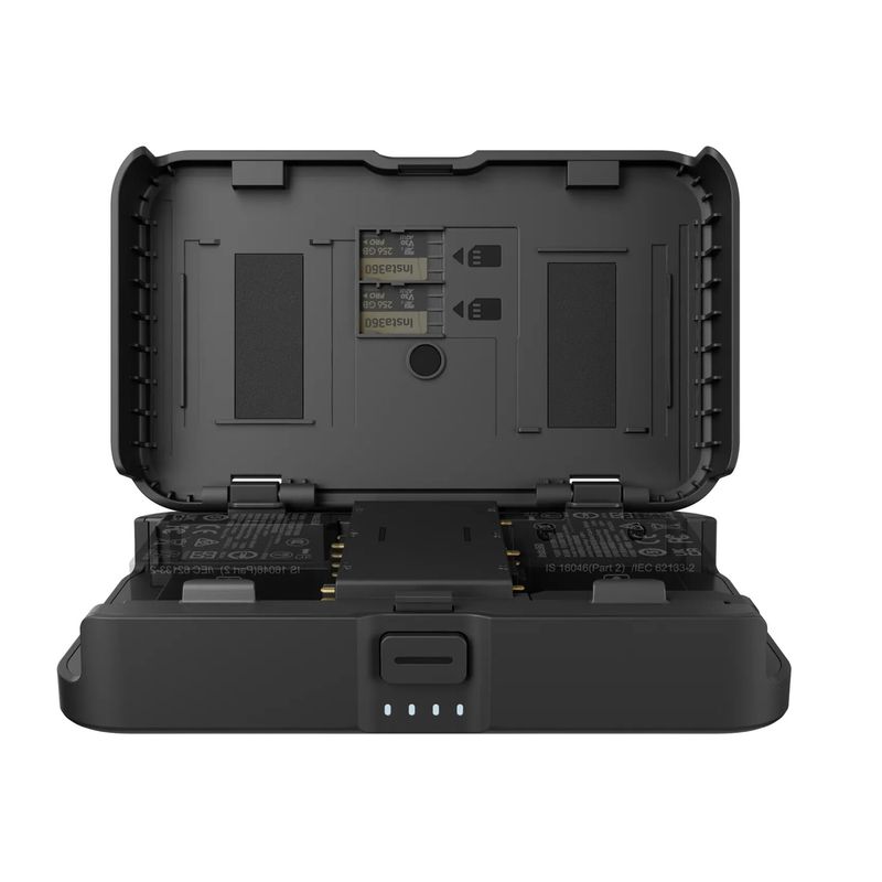 Insta360 Carcasa de Incarcare Portabila pentru Bateriile Ace X3 X4.2.jpg