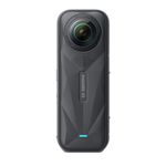 Insta360-X5-Camera-video-de-actiune--8.jpg