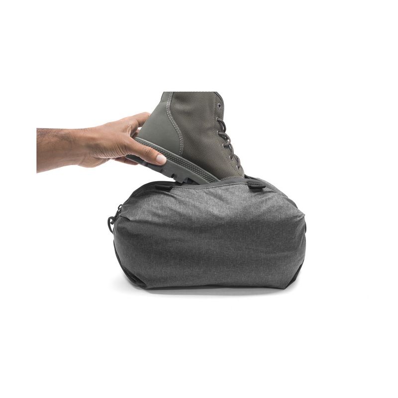 Peak-Design-Travel-Shoe-Pouch.5.jpg